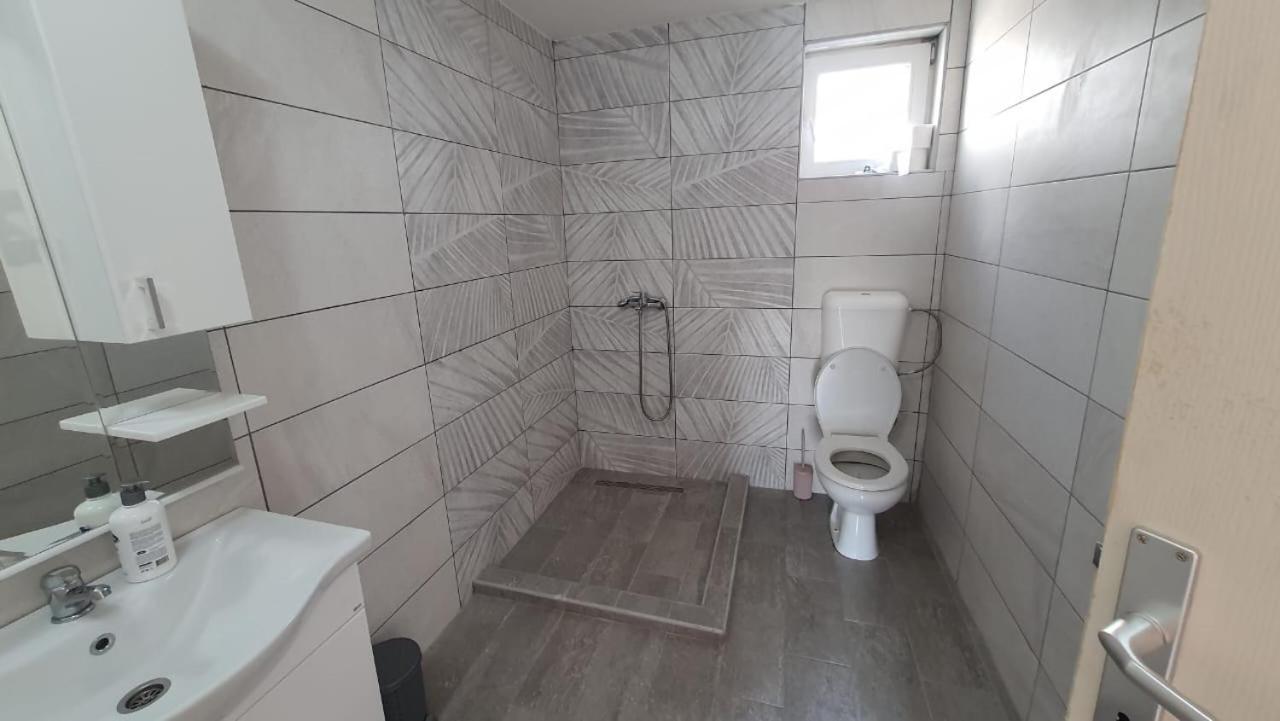 Apartment Golf Budva